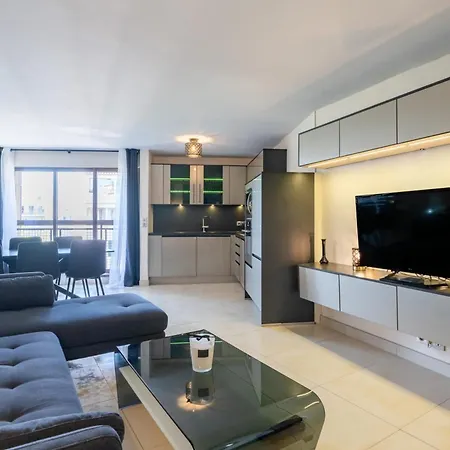 4 Pieces Sur Deux Niveaux Au Coeur De Apartman