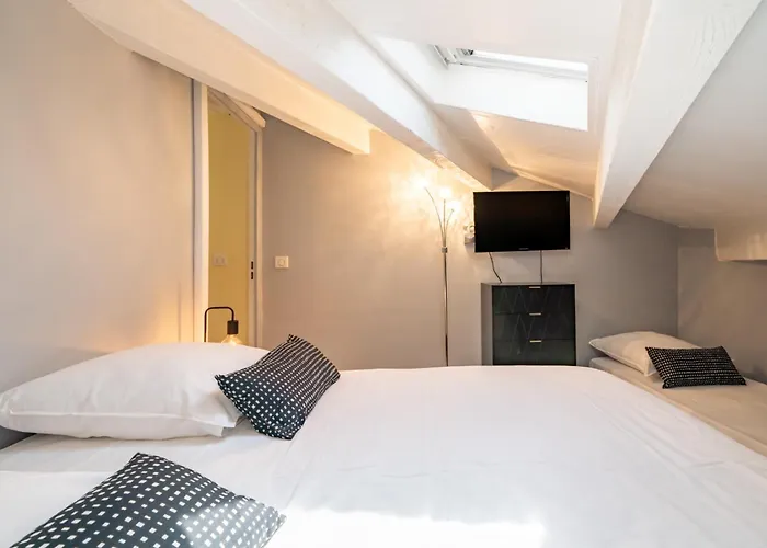 4 Pieces Sur Deux Niveaux Au Coeur De